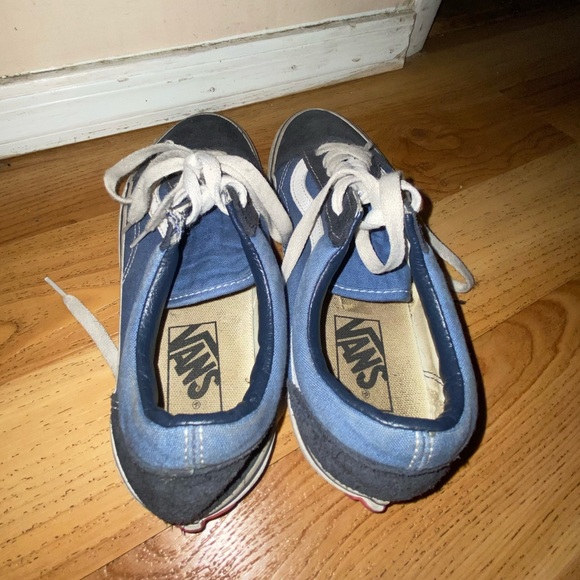 Vans Old Skool Shoe - Picture 3 of 10